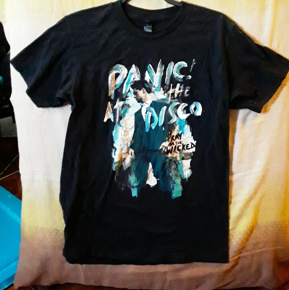 Panic At The Disco, Medium Band Teeshirt Promoting "Pray For The Wicked" Album - Picture 4 of 12